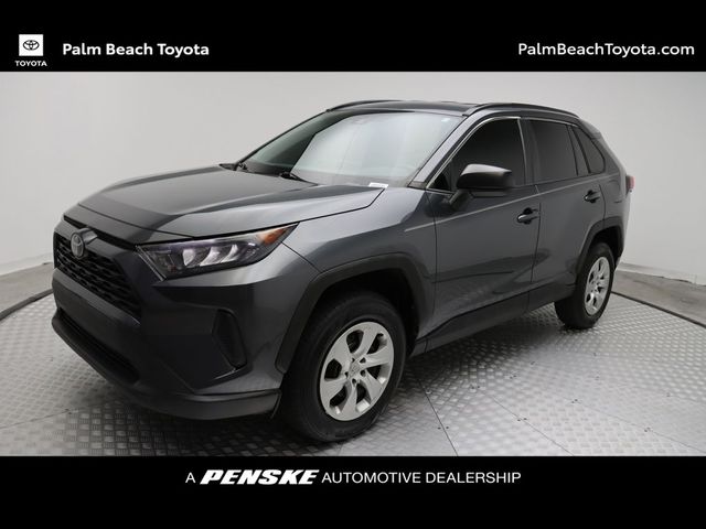 2020 Toyota RAV4 LE