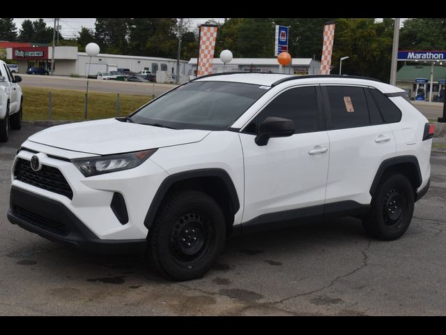 2020 Toyota RAV4 LE