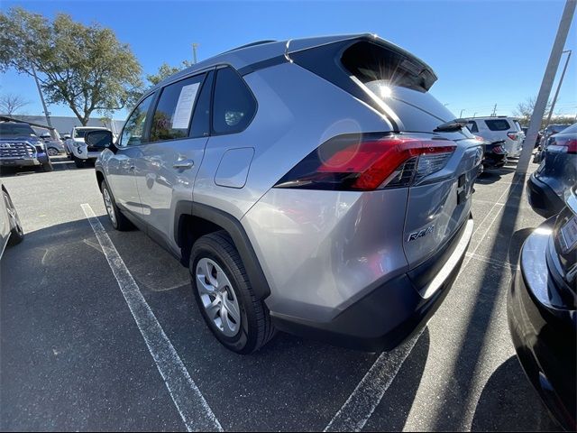 2020 Toyota RAV4 LE