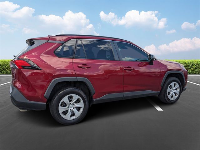 2020 Toyota RAV4 LE