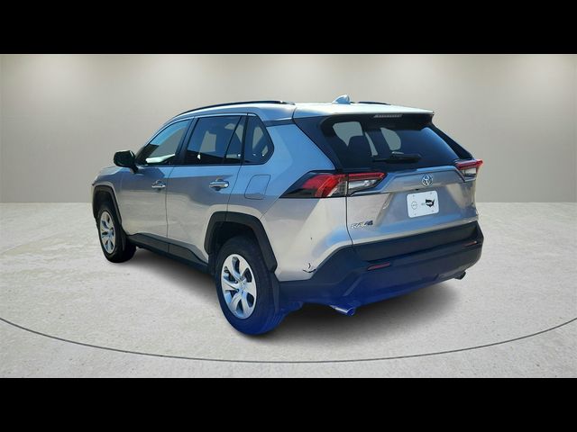 2020 Toyota RAV4 LE