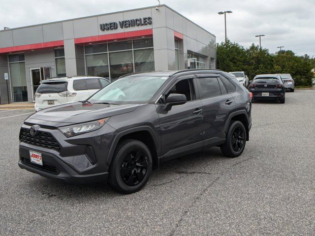 2020 Toyota RAV4 LE