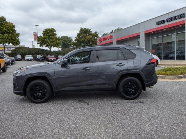 2020 Toyota RAV4 LE