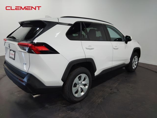 2020 Toyota RAV4 LE