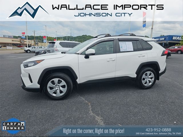 2020 Toyota RAV4 LE