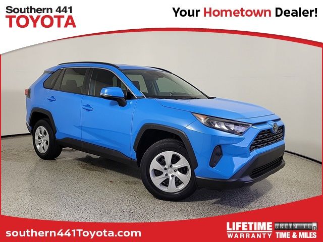 2020 Toyota RAV4 LE