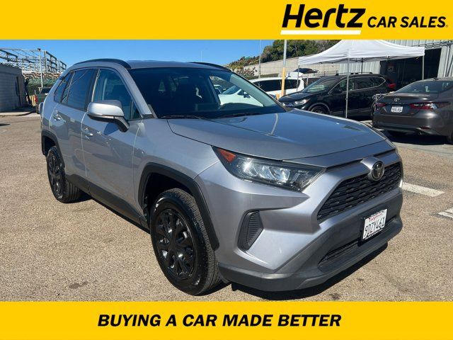 2020 Toyota RAV4 LE