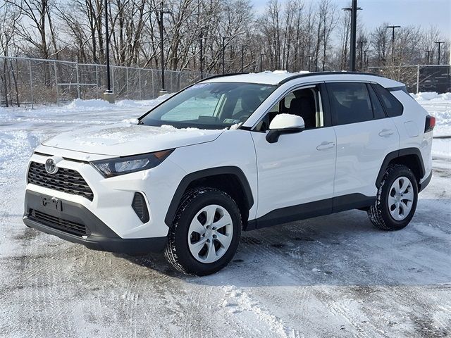 2020 Toyota RAV4 LE