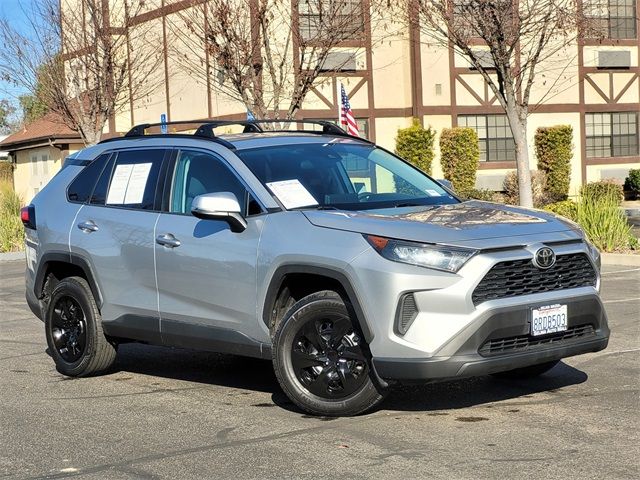 2020 Toyota RAV4 LE