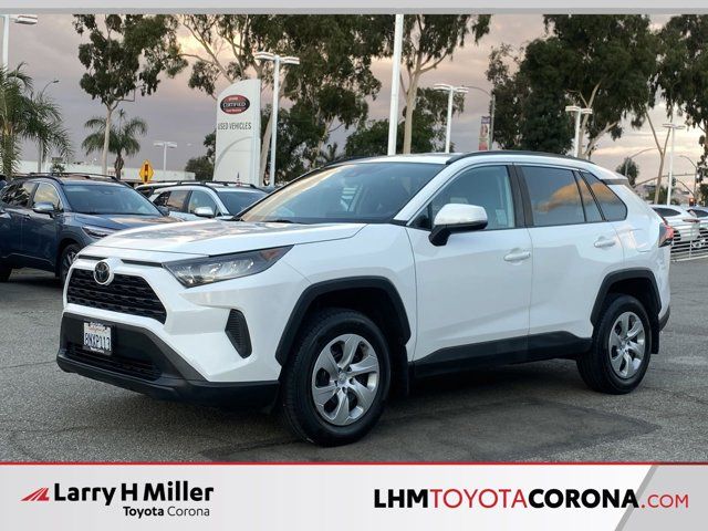 2020 Toyota RAV4 LE