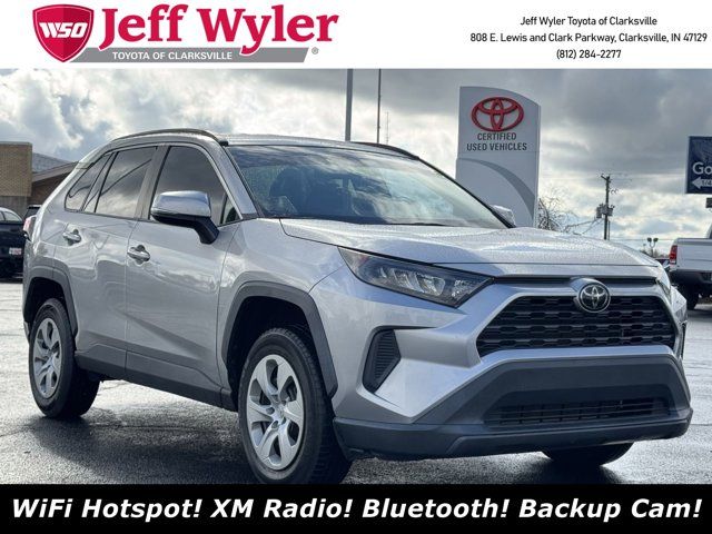 2020 Toyota RAV4 LE