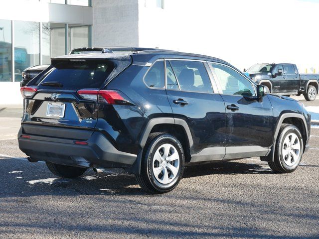 2020 Toyota RAV4 LE