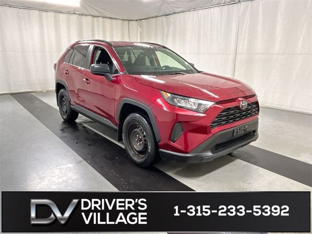 2020 Toyota RAV4 LE