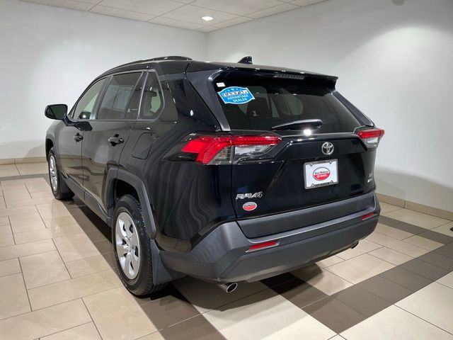 2020 Toyota RAV4 LE