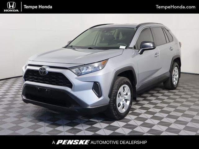 2020 Toyota RAV4 LE