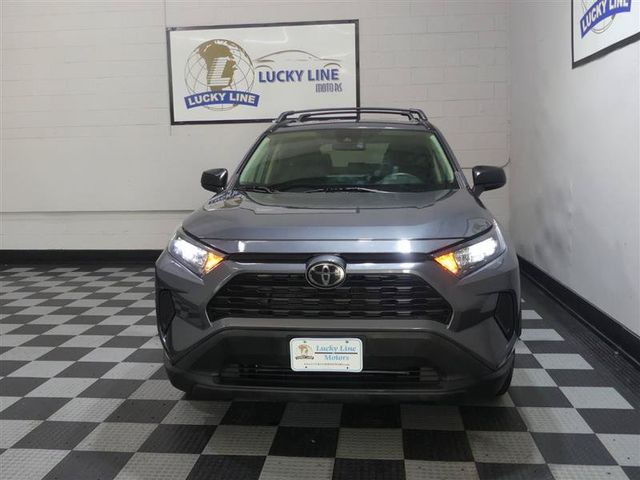 2020 Toyota RAV4 LE