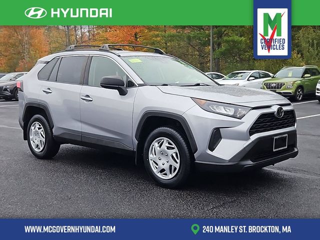 2020 Toyota RAV4 LE