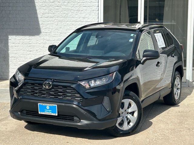 2020 Toyota RAV4 LE