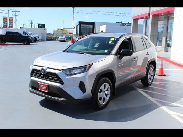 2020 Toyota RAV4 LE