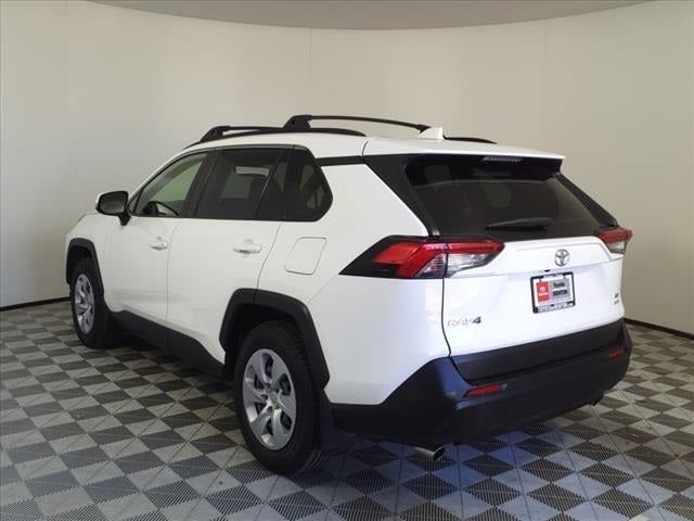 2020 Toyota RAV4 LE