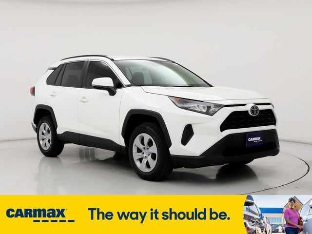 2020 Toyota RAV4 LE