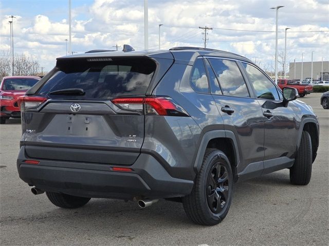 2020 Toyota RAV4 LE