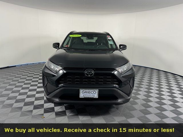 2020 Toyota RAV4 LE