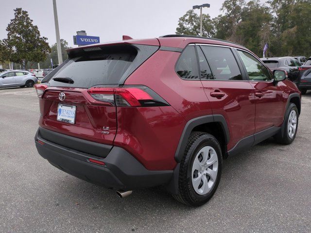 2020 Toyota RAV4 LE