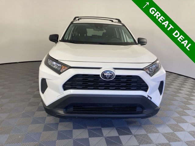 2020 Toyota RAV4 LE