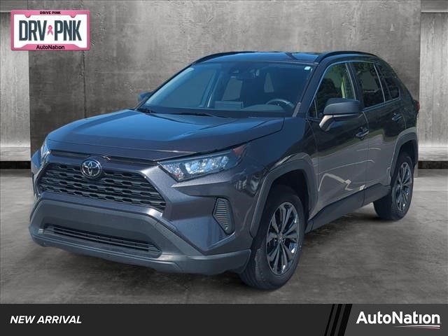 2020 Toyota RAV4 LE