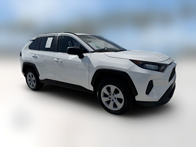 2020 Toyota RAV4 LE