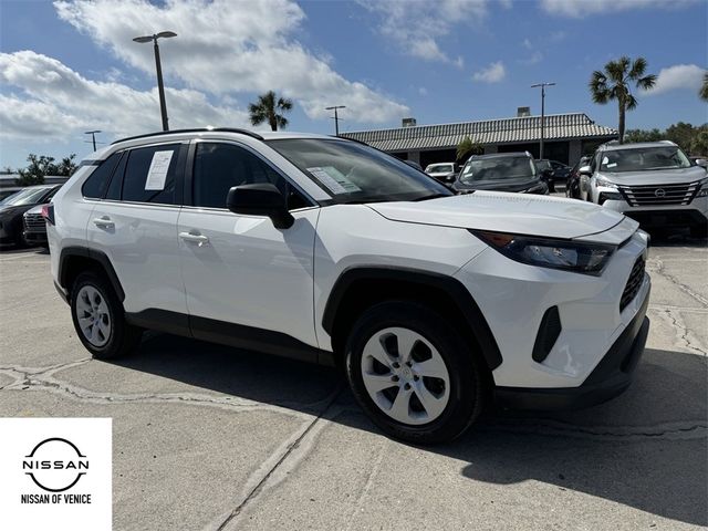 2020 Toyota RAV4 LE