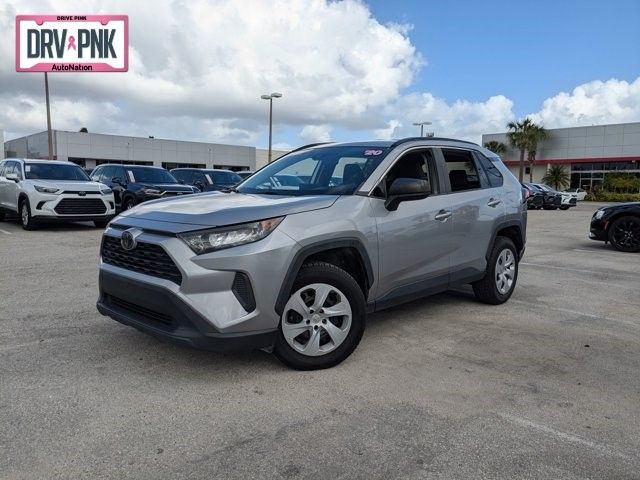 2020 Toyota RAV4 LE