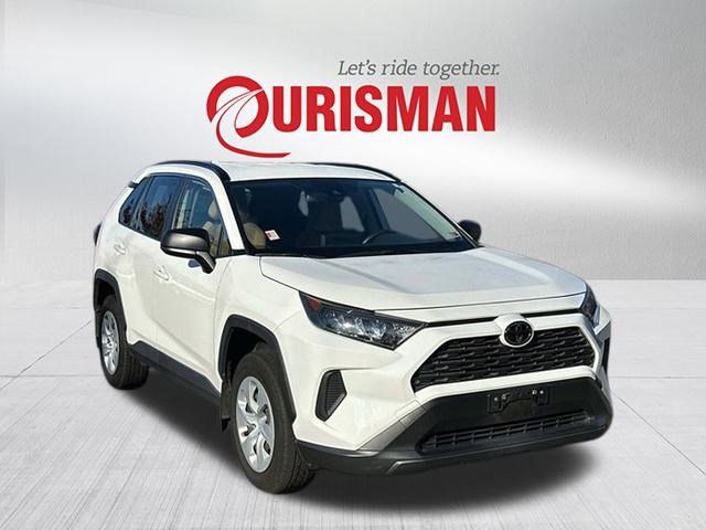 2020 Toyota RAV4 LE