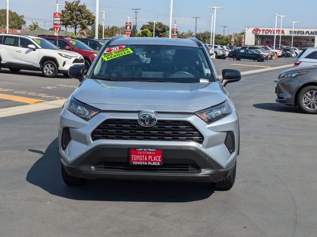 2020 Toyota RAV4 LE