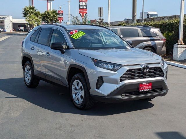 2020 Toyota RAV4 LE