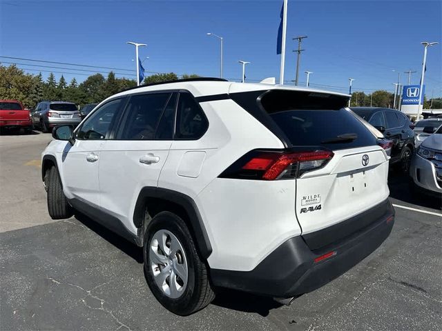 2020 Toyota RAV4 LE