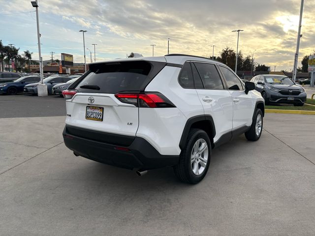 2020 Toyota RAV4 LE