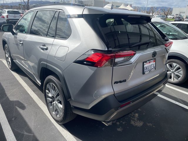 2020 Toyota RAV4 Limited