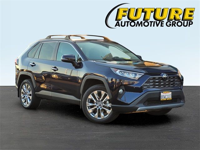 2020 Toyota RAV4 Limited