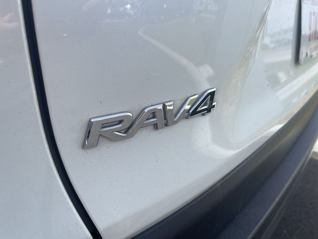 2020 Toyota RAV4 Limited