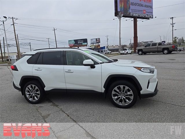 2020 Toyota RAV4 Limited