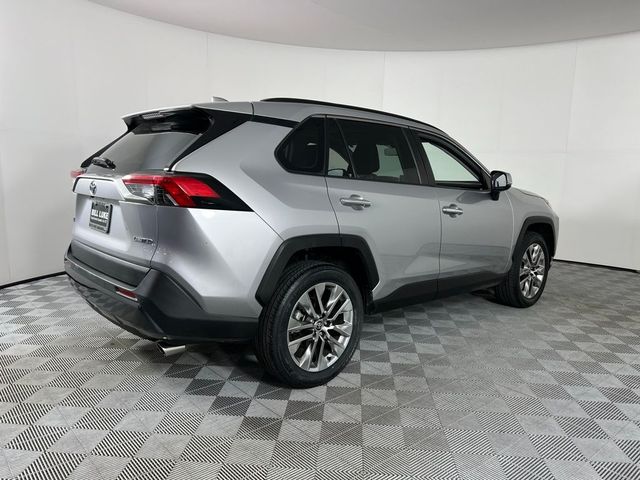 2020 Toyota RAV4 Limited