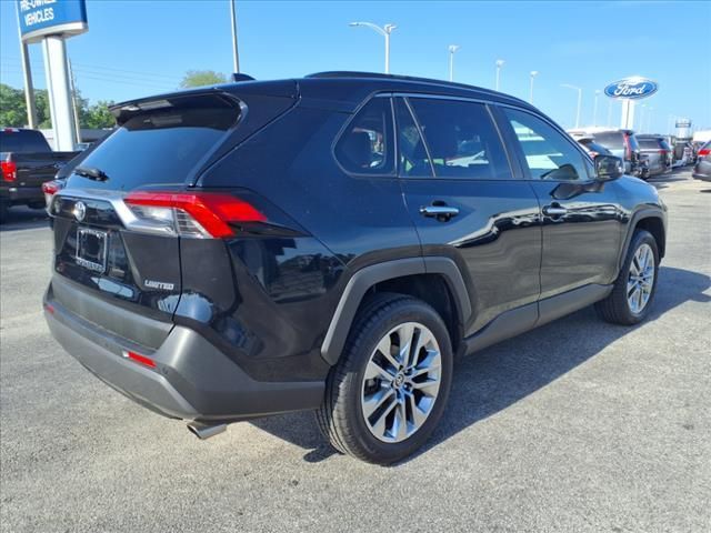 2020 Toyota RAV4 Limited