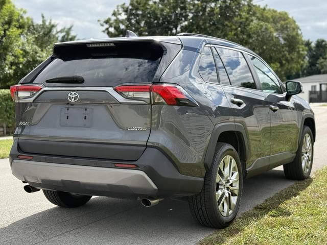 2020 Toyota RAV4 Limited