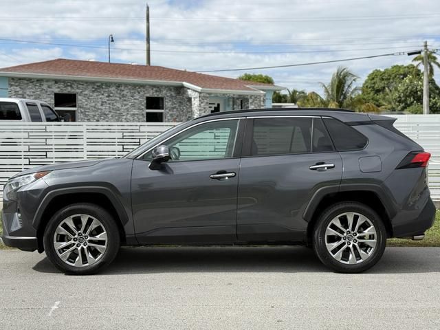 2020 Toyota RAV4 Limited