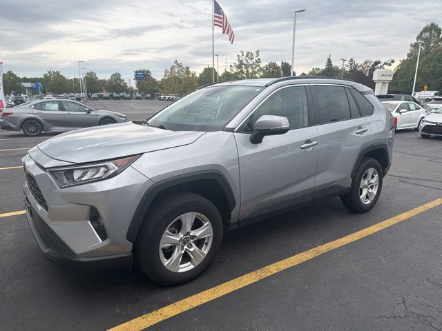 2020 Toyota RAV4 XLE