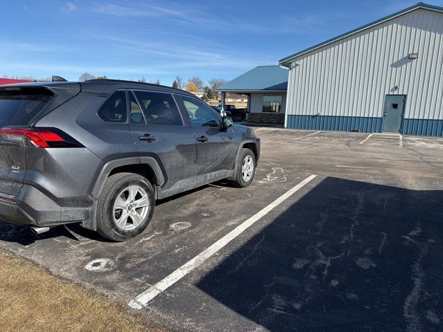 2020 Toyota RAV4 XLE