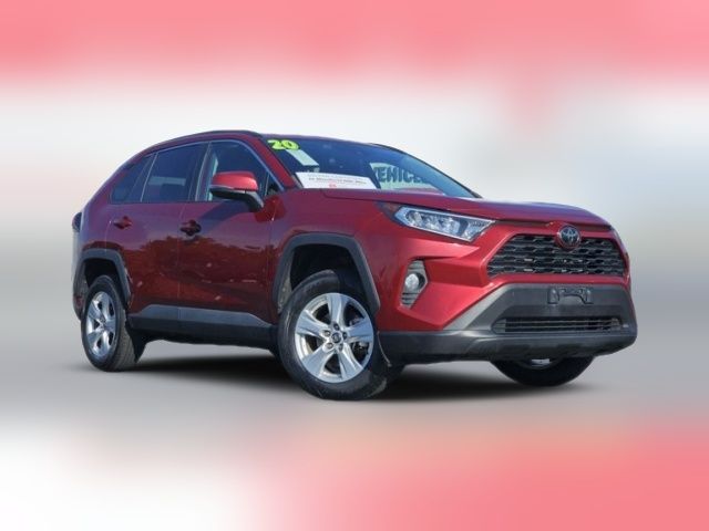 2020 Toyota RAV4 XLE