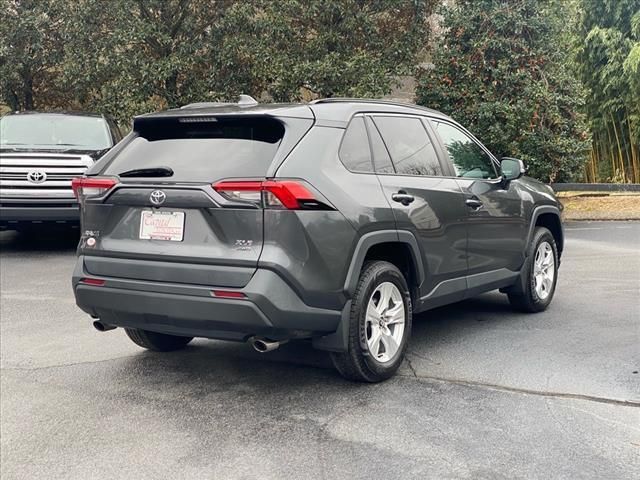 2020 Toyota RAV4 XLE